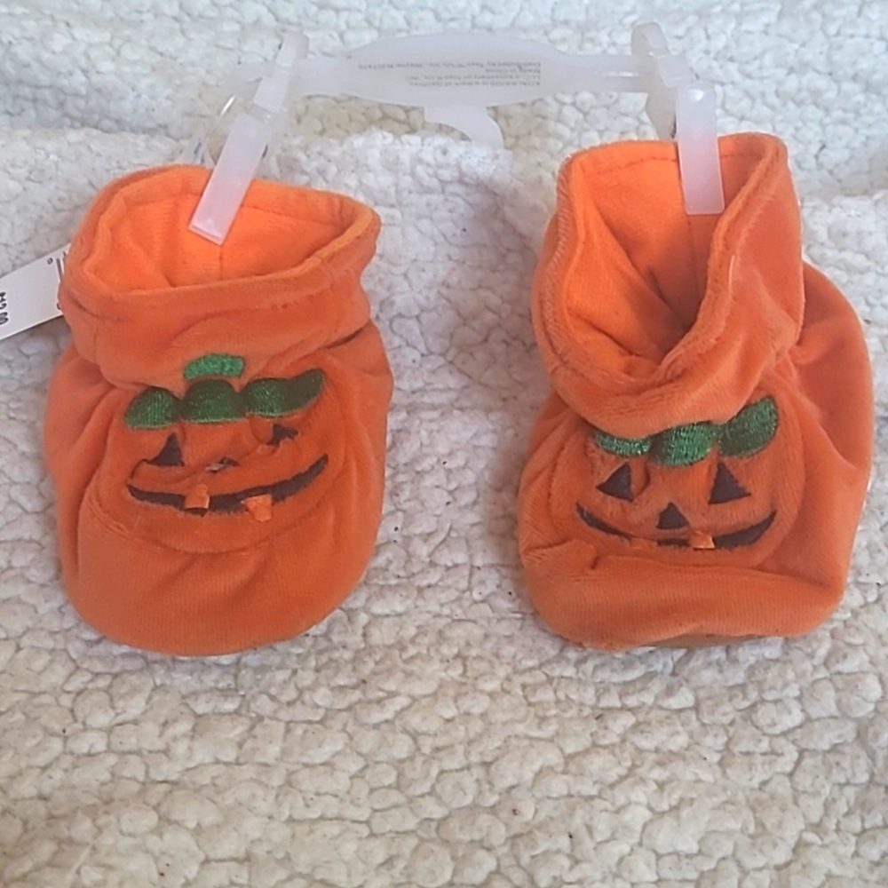 Halloween pumpkin slippers